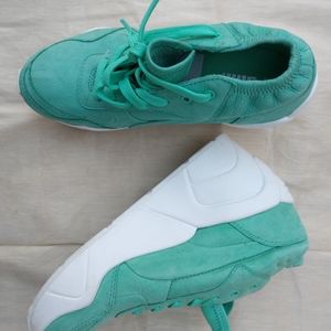 Puma sneaker with wedge heel